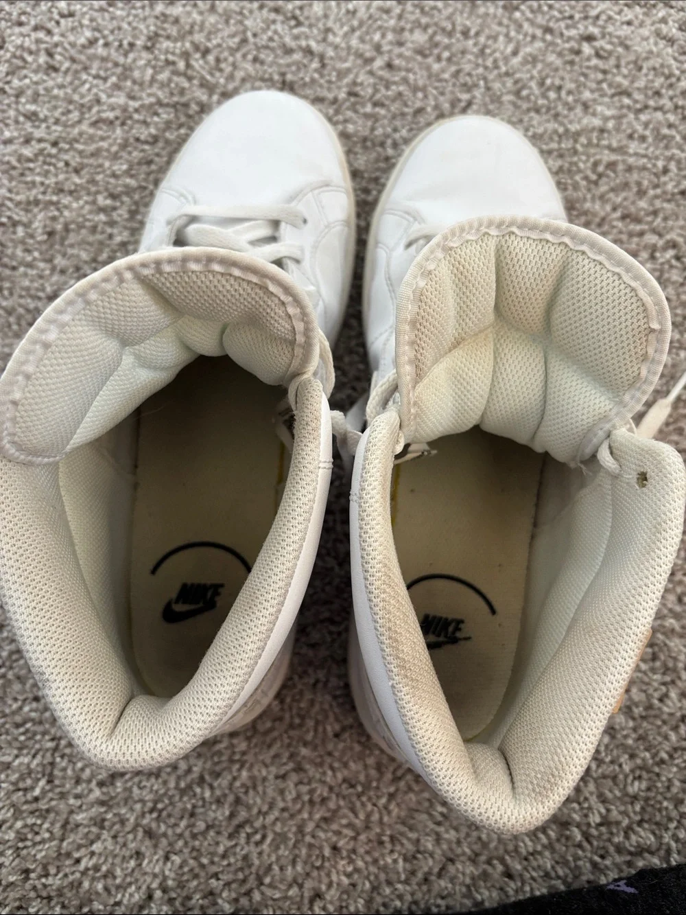 Nike Court Royale in White Onyx